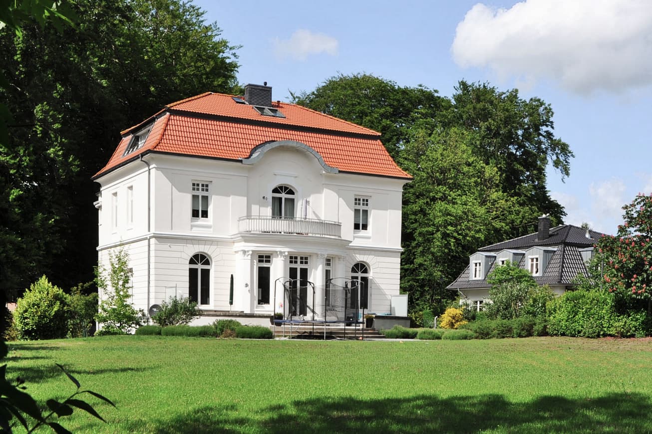 Außenansicht des Objektes/Villenparterres in Hamburg-Volksdorf